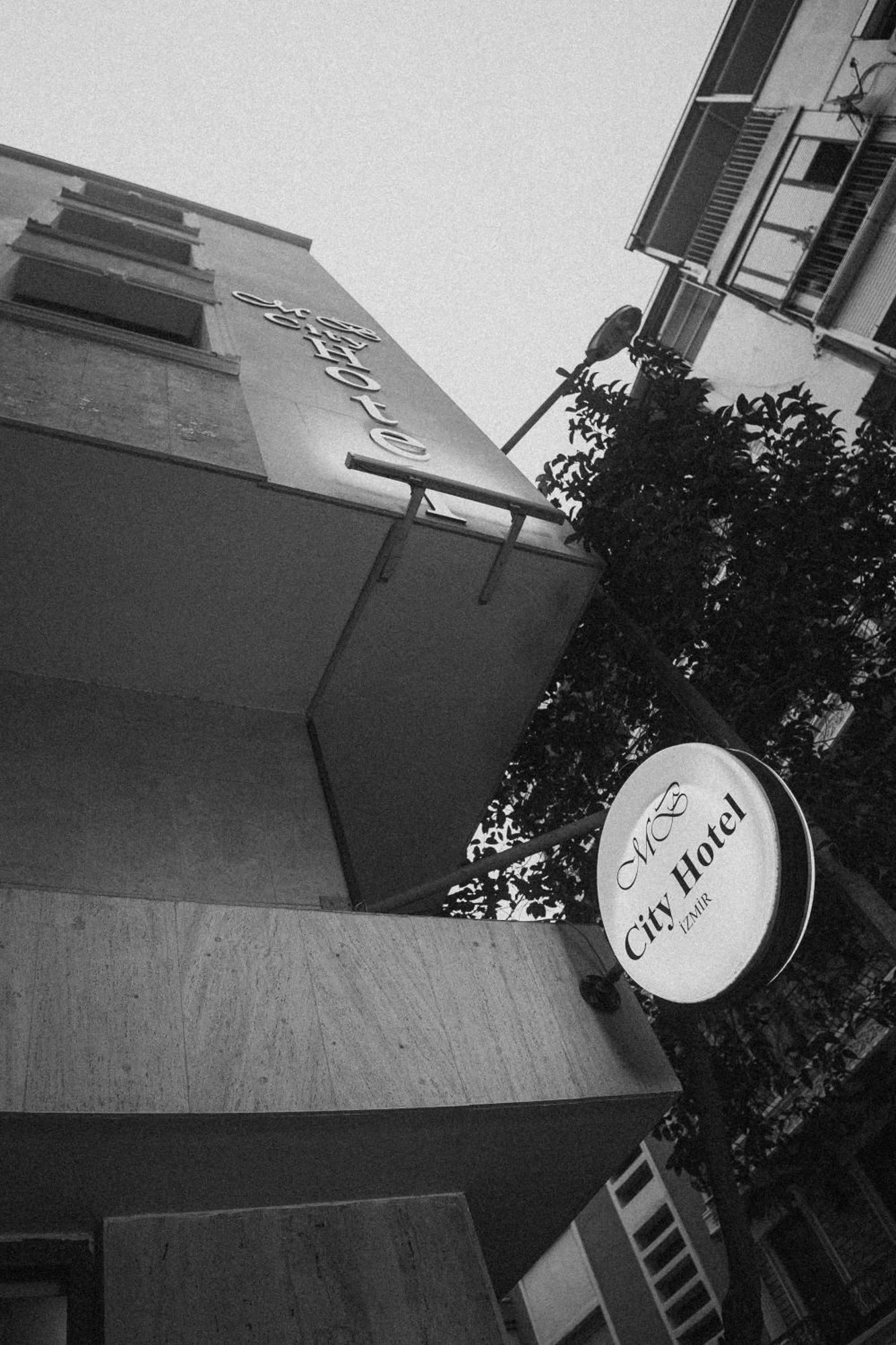 Mb City Hotel Izmir Exteriör bild